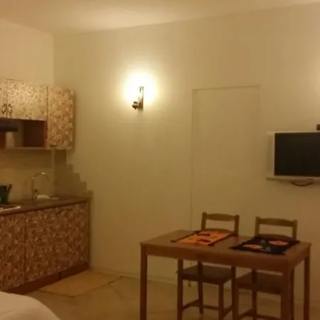 Гостевой дом Monolocale Lori 3*